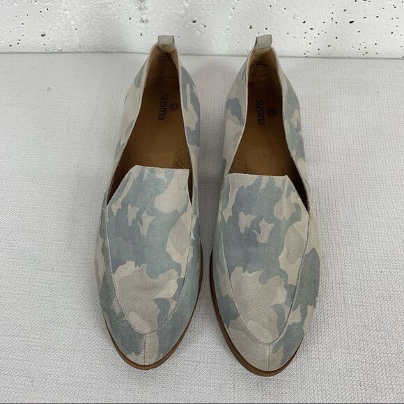 Susina size 8 Gray Suede Camo Camouflage Kellen Almond Toe Loafer - Picture 1 of 14